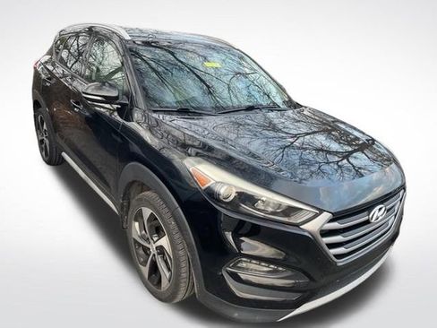 Used 2017 Hyundai Tucson Sport image 1