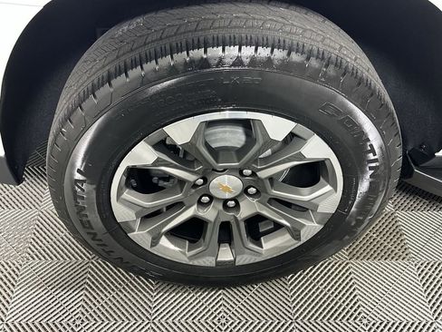 New 2026 Chevrolet Suburban LT w/ Comfort Package image 33