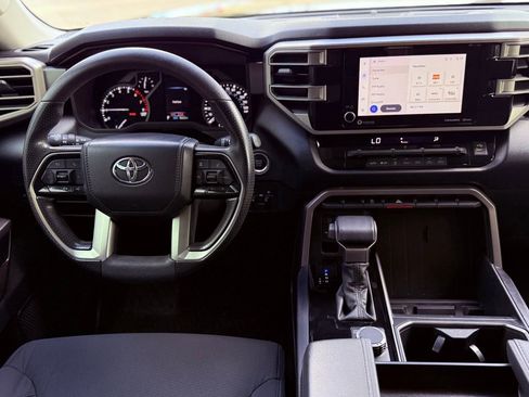 Used 2022 Toyota Tundra SR5 RWD image 11