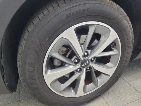 Used 2019 Kia Sorento EX AWD/4WD image 31