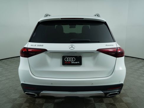 Used 2024 Mercedes-Benz GLE 350 4MATIC image 9