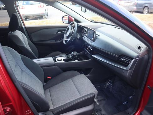 Used 2021 Nissan Rogue SV image 38