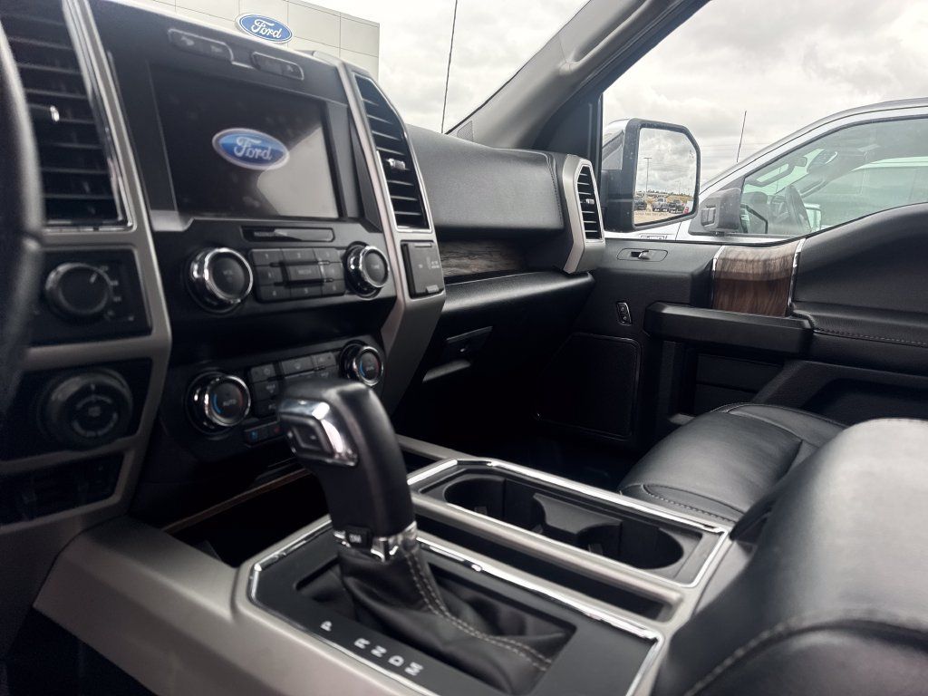 Used 2019 Ford F150 Lariat AWD/4WD image 17