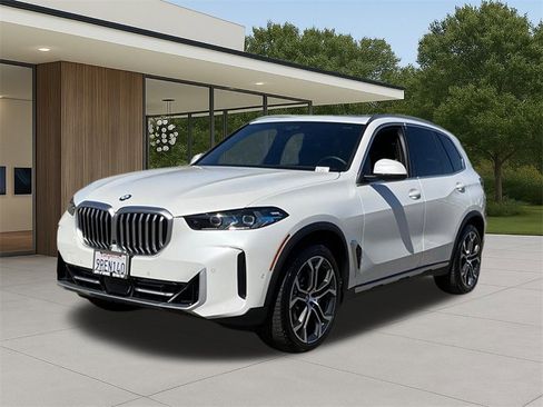 Used 2025 BMW X5 sDrive40i image 2