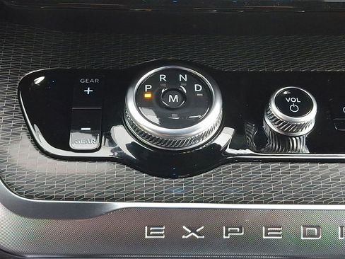 New 2026 Ford Expedition Platinum AWD/4WD image 7