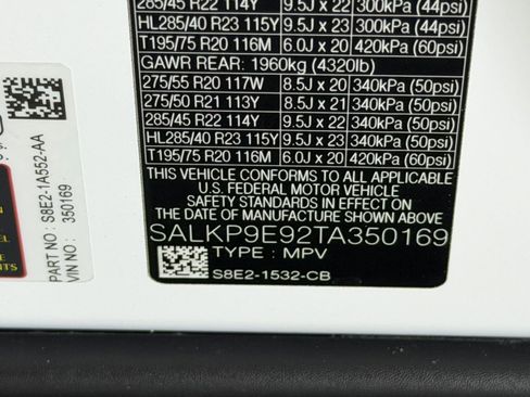 Used 2026 Land Rover Range Rover SE image 20