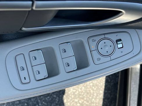 Used 2024 Hyundai Sonata Limited FWD image 35