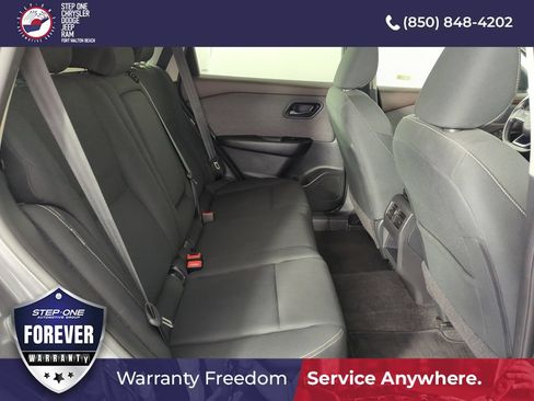 Used 2023 Nissan Rogue S FWD image 30