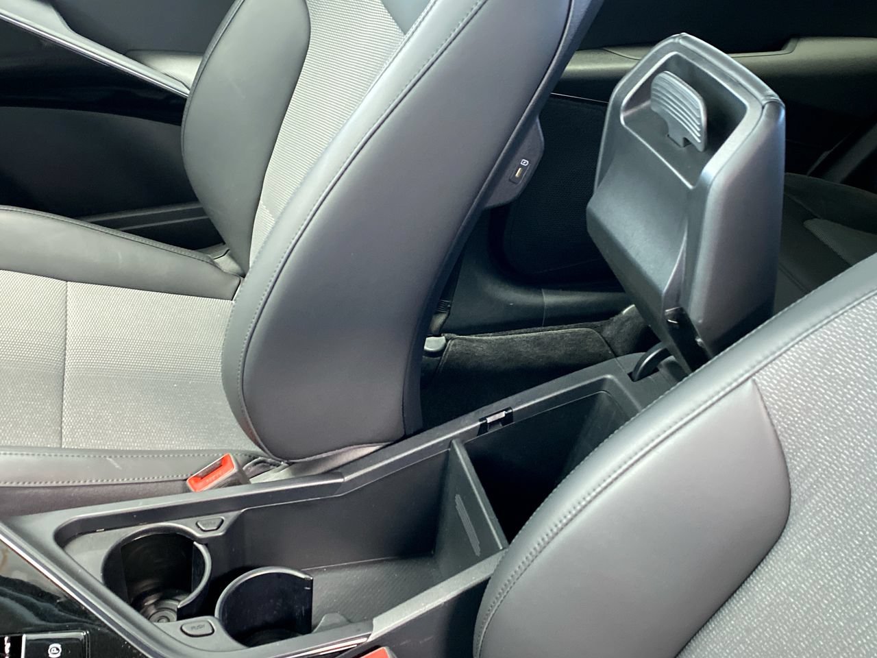 Certified 2024 Kia Niro Wind FWD image 27