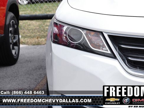 Used 2017 Chevrolet Impala LT image 6