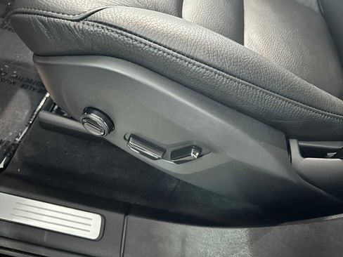 Used 2023 Volvo XC90 B6 Core w/ Protection Package Premier image 18