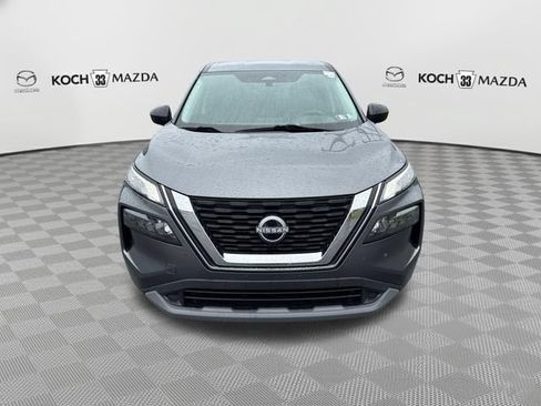 Used 2022 Nissan Rogue S AWD/4WD image 2