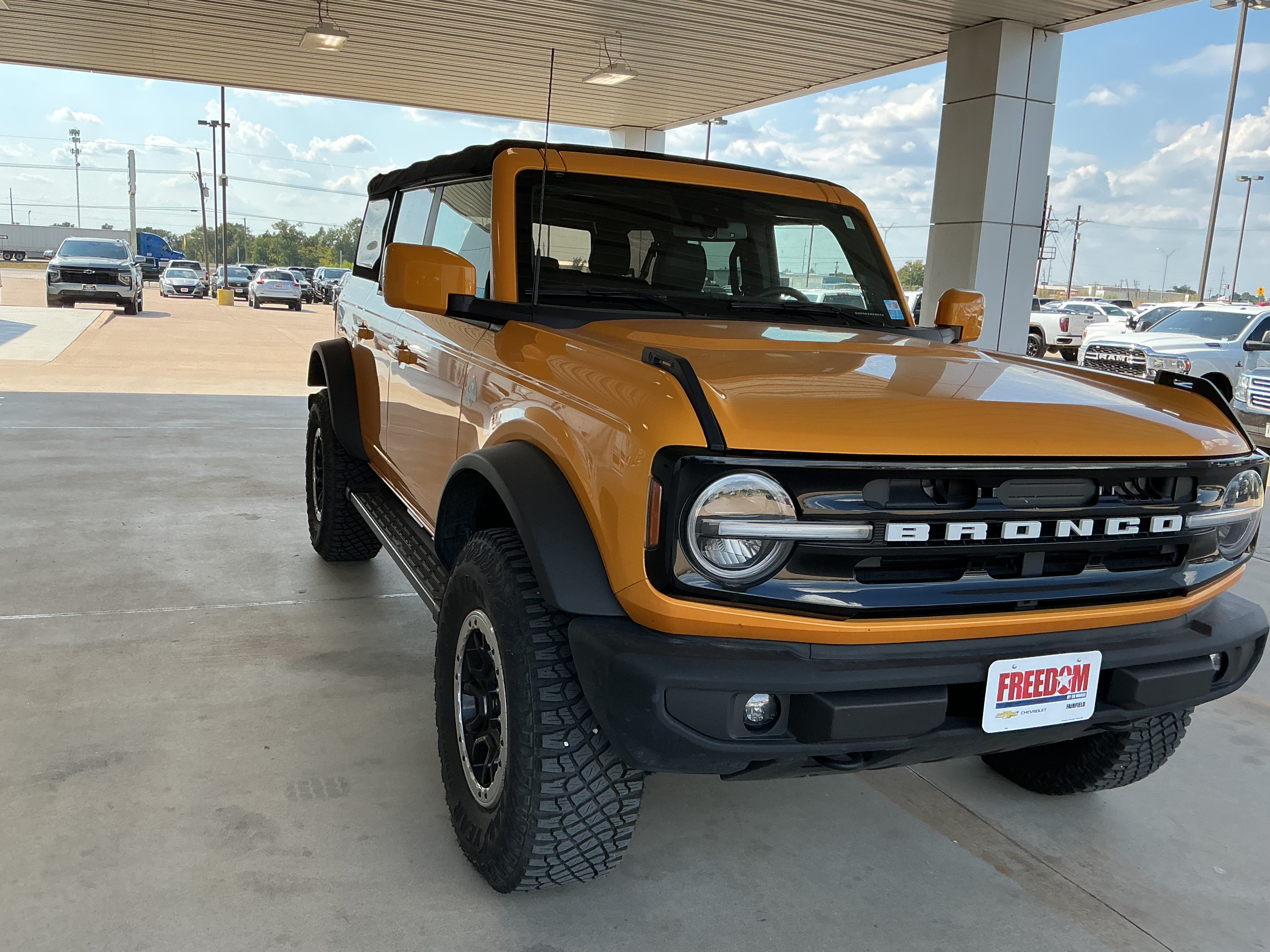 Used 2021 Ford Bronco Outer Banks w/ Sasquatch Package AWD/4WD image 44