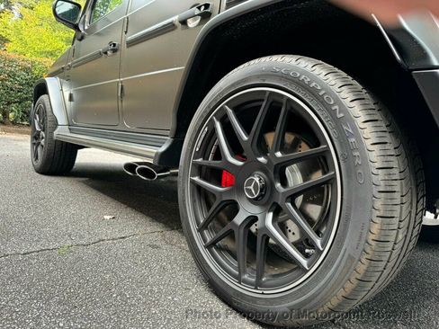 Used 2023 Mercedes-Benz G 63 AMG AMG G 63 4MATIC SUV image 12