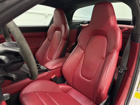 Used 2022 Porsche 911 AWD/4WD image 20