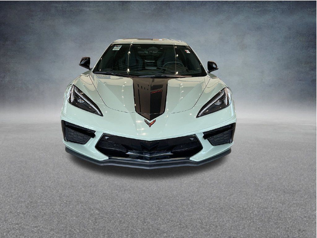 Used 2024 Chevrolet Corvette Stingray Preferred Cpe w/ Z51 Performance Package RWD image 2