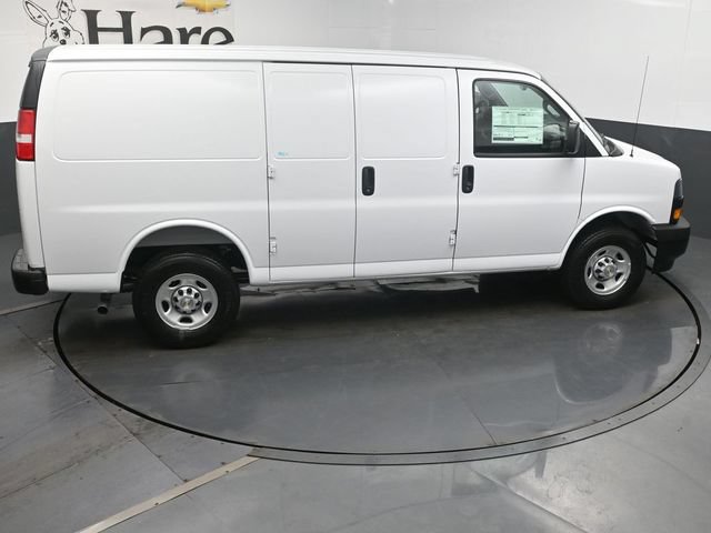 New 2026 Chevrolet Express 2500 w/ Driver Convenience Package RWD image 18