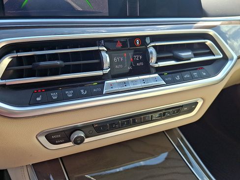 Used 2019 BMW X5 xDrive40i w/ Premium Package 2 AWD/4WD image 16