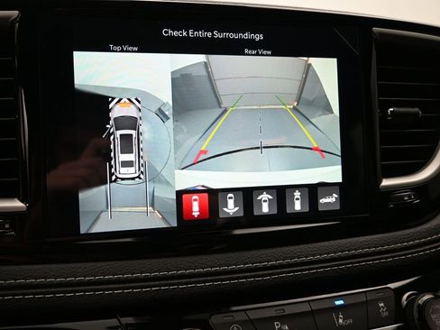 New 2026 Chrysler Pacifica Select image 18