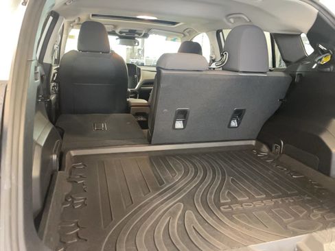 Used 2024 Subaru Crosstrek 2.0i Premium image 25