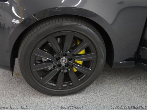 Used 2023 Land Rover Range Rover SE image 46