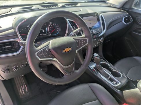 Used 2018 Chevrolet Equinox Premier image 10