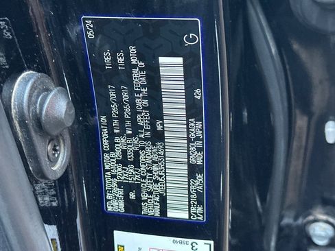 Used 2024 Toyota 4Runner SR5 image 25