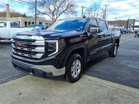 Used 2022 GMC Sierra 1500 SLE image 8