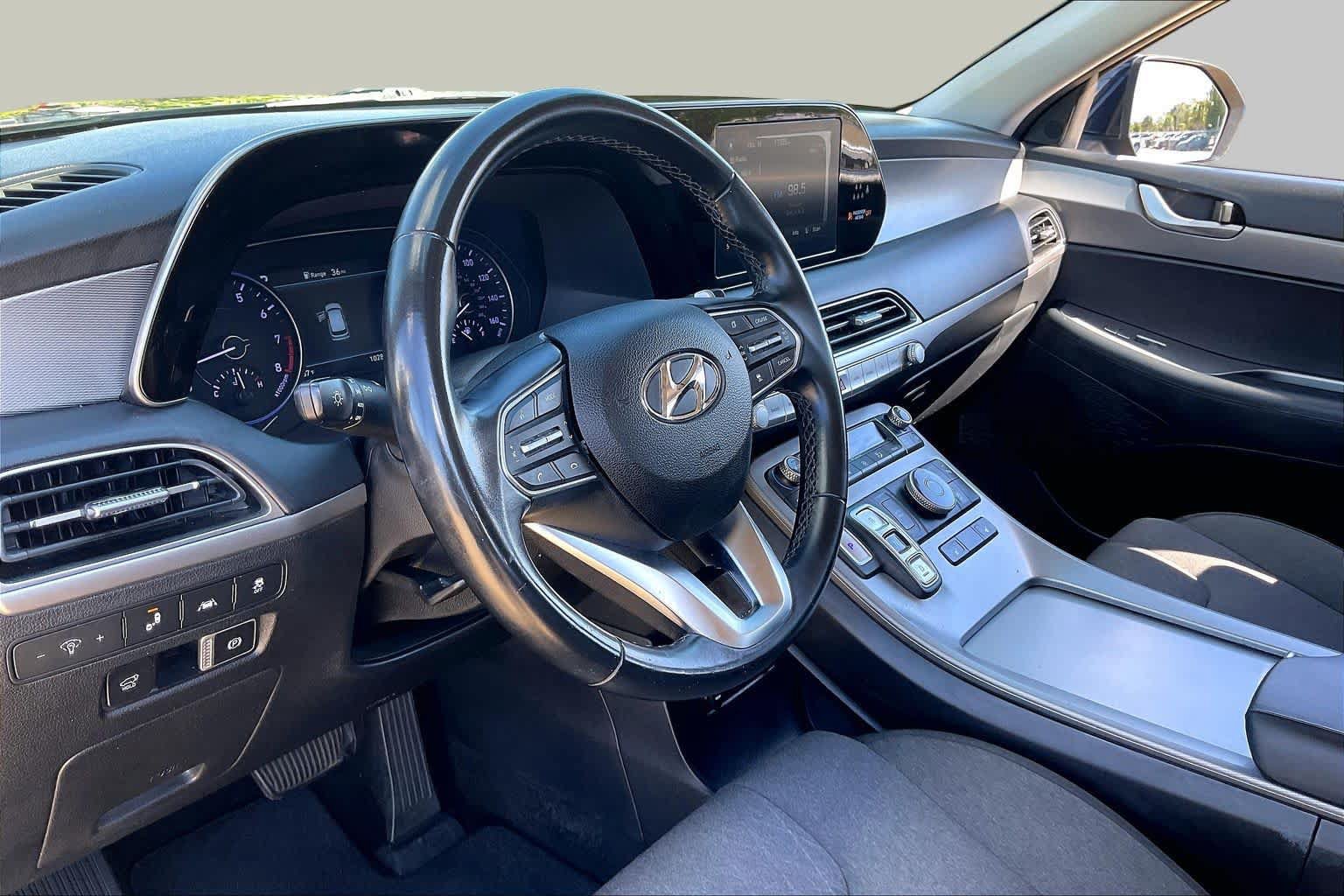 Used 2020 Hyundai Palisade SEL w/ Convenience Package FWD image 17