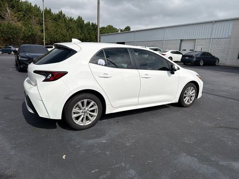 Used 2025 Toyota Corolla SE FWD image 4