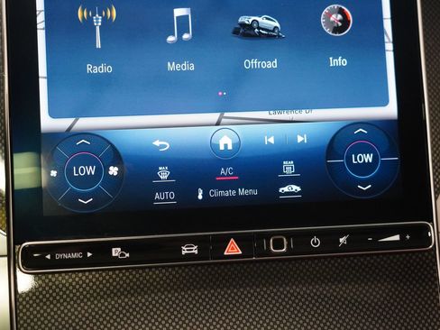 Certified 2023 Mercedes-Benz GLC 300 4MATIC image 25