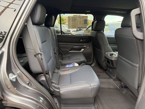 Used 2026 Toyota Sequoia Platinum AWD/4WD image 16