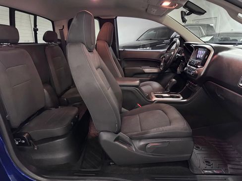 Used 2016 Chevrolet Colorado LT w/ LT Convenience Package image 16