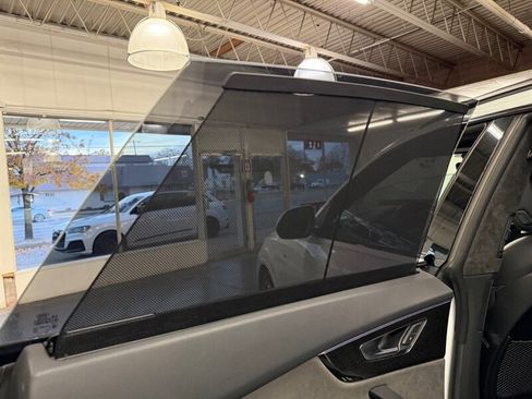 Used 2019 Audi Q8 Prestige w/ Luxury Package image 51