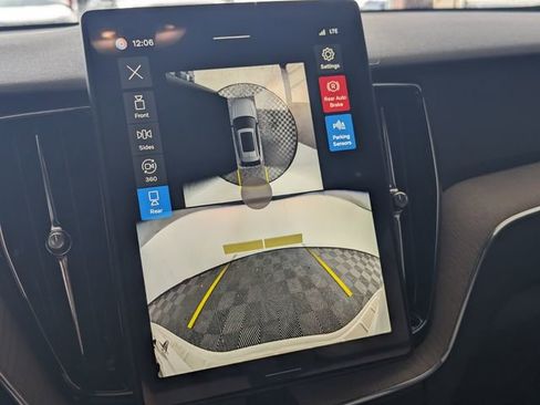 New 2026 Volvo XC60 B5 Plus w/ Protection Package Premier image 20