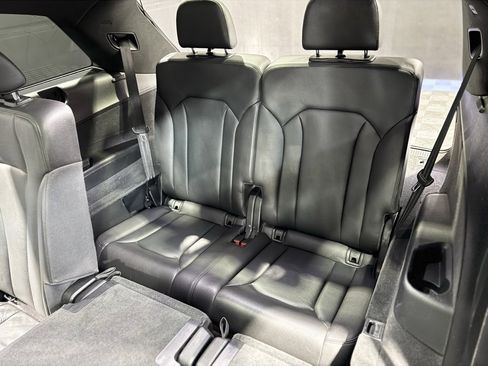 Used 2017 Audi Q7 3.0T Premium image 21