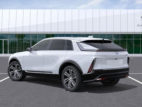 New 2026 Cadillac Lyriq Luxury image 3