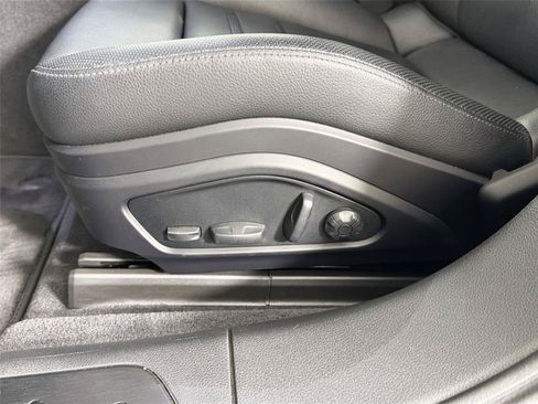 Certified 2023 Porsche Panamera Platinum Edition RWD image 32