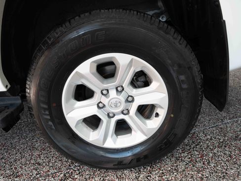 Certified 2024 Toyota 4Runner SR5 image 30