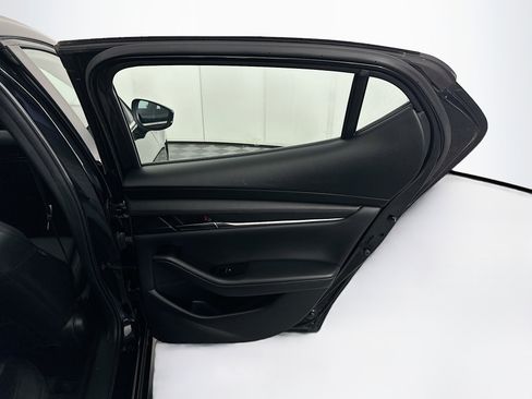 Used 2023 MAZDA MAZDA3 s image 28