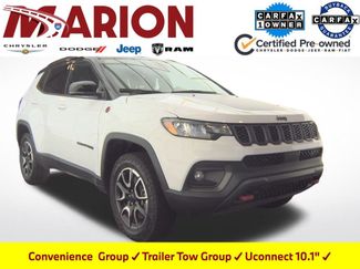 Used 2024 Jeep Compass Trailhawk w/ Trailhawk Convenience Group AWD/4WD video 1
