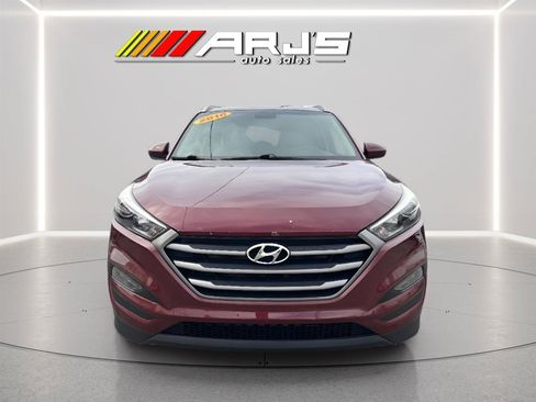 Used 2016 Hyundai Tucson SE w/ Option Group 12 AWD/4WD image 2