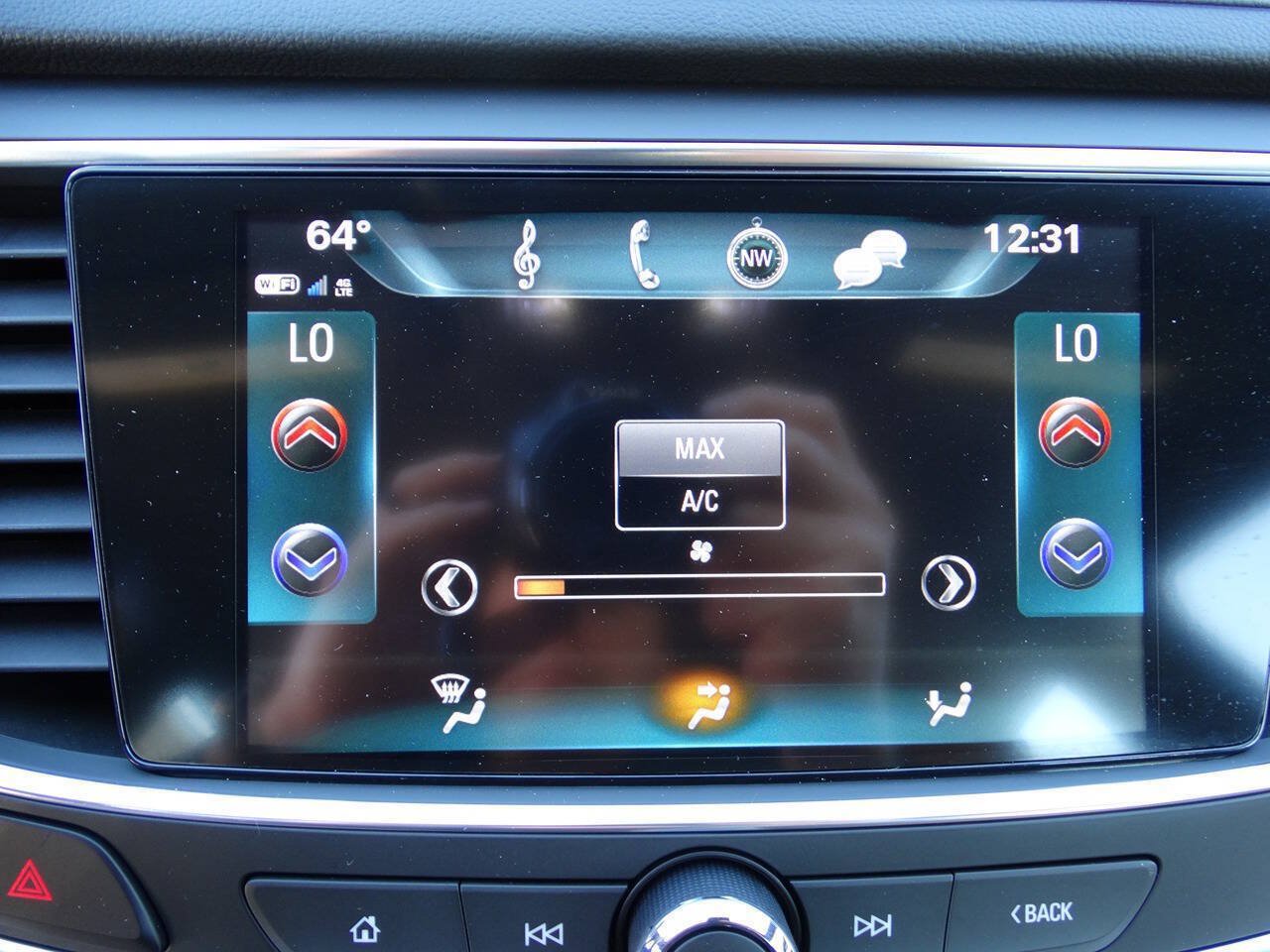 Used 2018 Buick LaCrosse Premium w/ Sun and Shade Package FWD image 29
