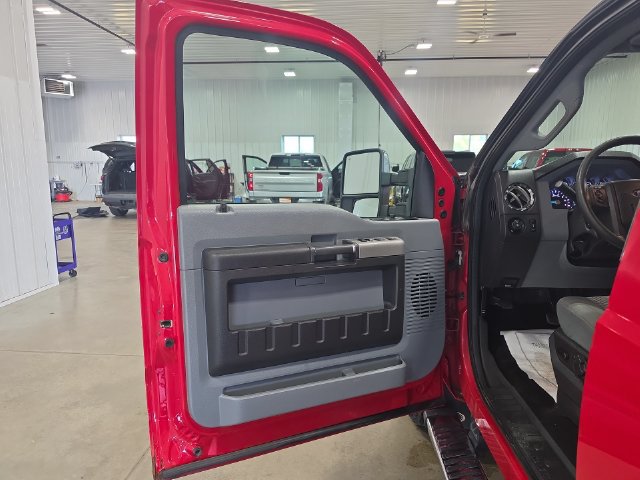 Used 2013 Ford F350 XLT w/ XLT Premium Pkg AWD/4WD image 22