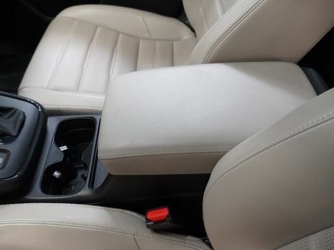 Used 2023 Honda CR-V EX-L image 23