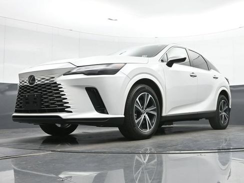 Used 2025 Lexus RX 350 Premium w/ Accessory Package AWD/4WD image 12