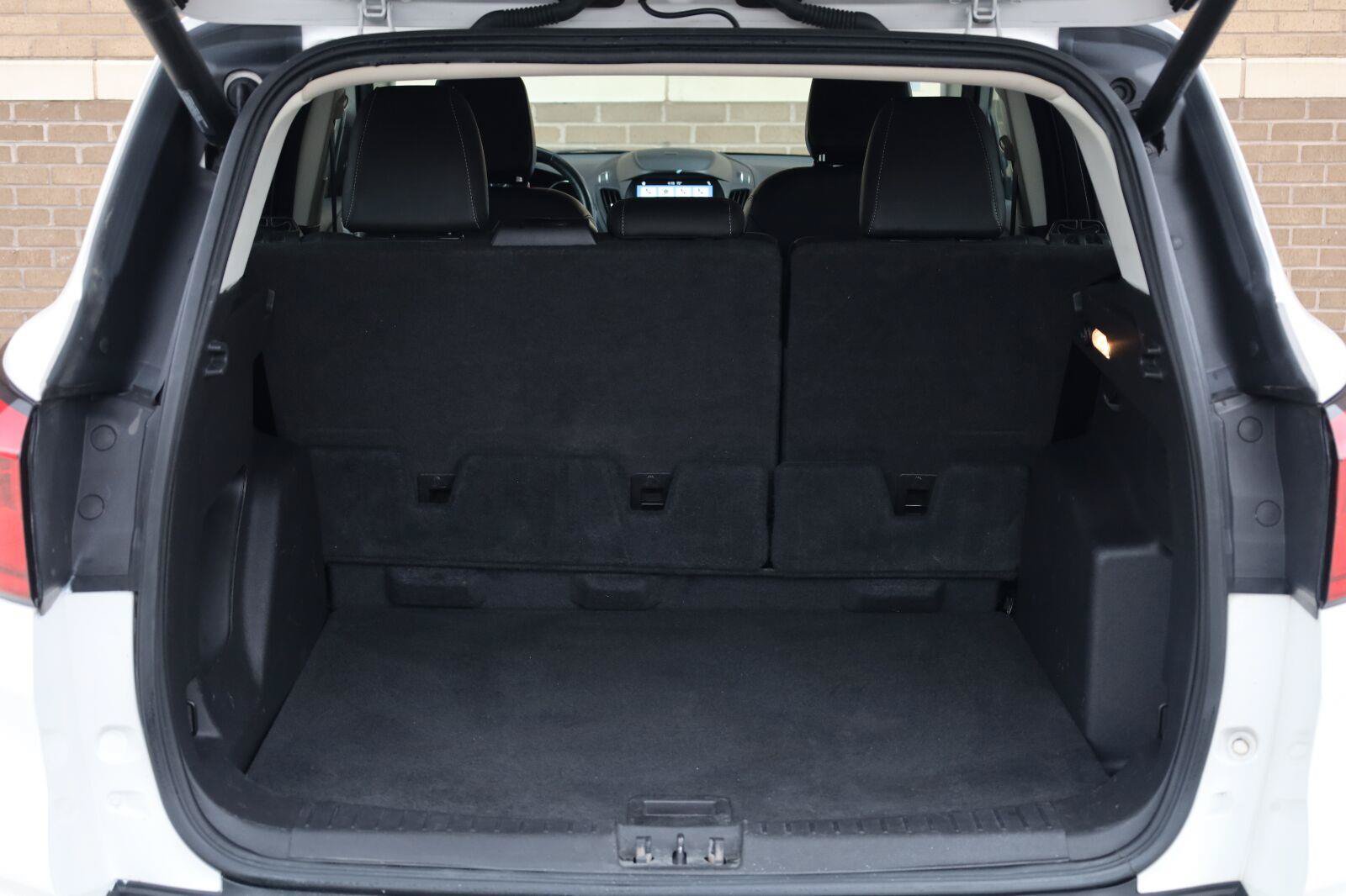 Used 2019 Ford Escape SEL FWD image 13