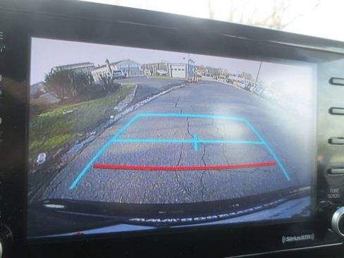 Used 2022 Toyota Corolla LE image 10