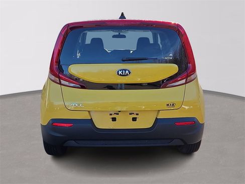 Used 2020 Kia Soul LX image 5