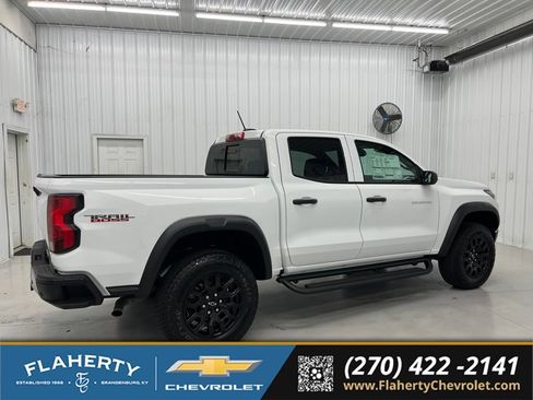 New 2026 Chevrolet Colorado Trail Boss AWD/4WD image 2
